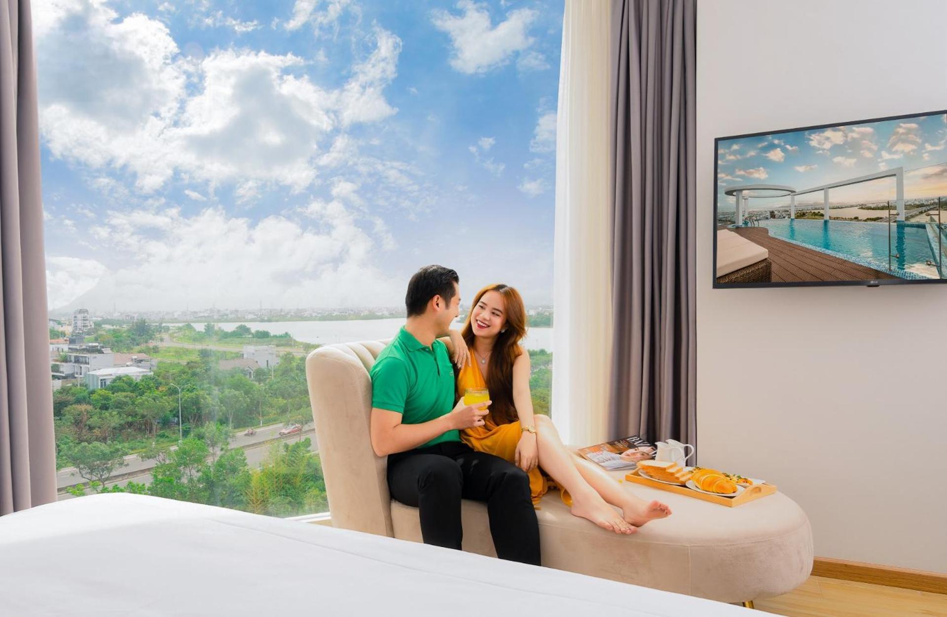 Hotel Rhm Luxury And